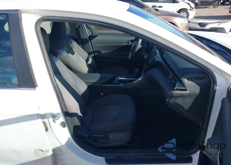 2020 Toyota Camry Le из США, поврежденный, VIN 4T1C11AK3LU333656